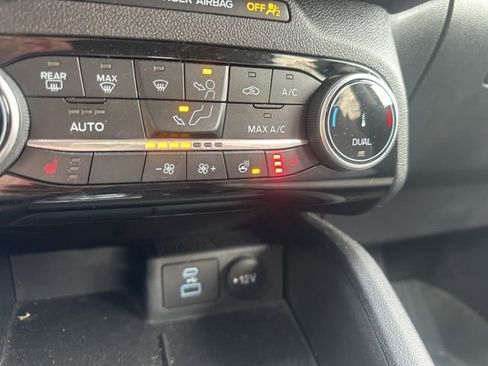 Used 2022 Ford Escape SE w/ Convenience Package image 30