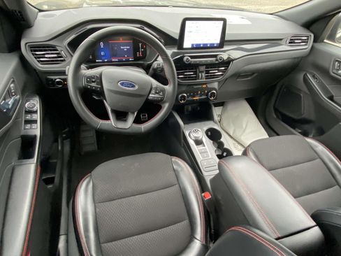 Used 2024 Ford Escape ST-Line image 12