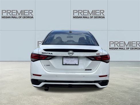 New 2025 Nissan Sentra SR w/ Midnight Edition image 23