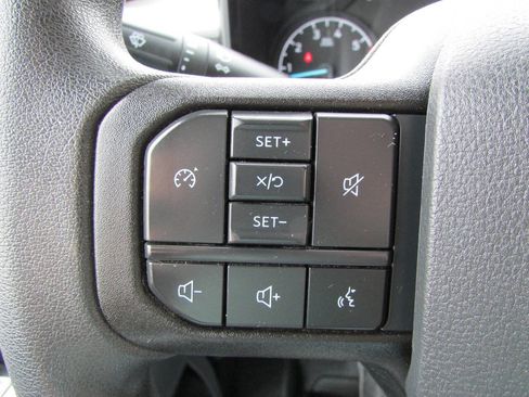 Used 2023 Ford F250 XL w/ XL Chrome Package image 26