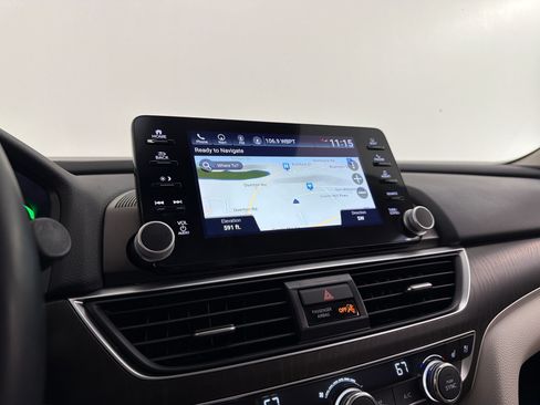 Used 2021 Honda Accord Touring image 21