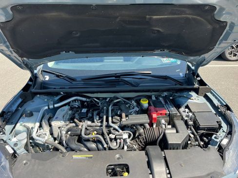 Used 2024 Nissan Sentra SV FWD image 30