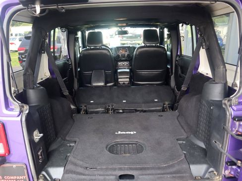Used 2016 Jeep Wrangler Unlimited Sahara AWD/4WD image 42