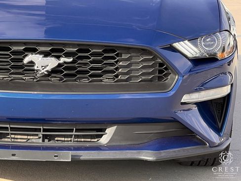 Used 2022 Ford Mustang Premium image 10