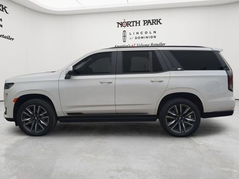 Used 2024 Cadillac Escalade Sport Platinum AWD/4WD image 6