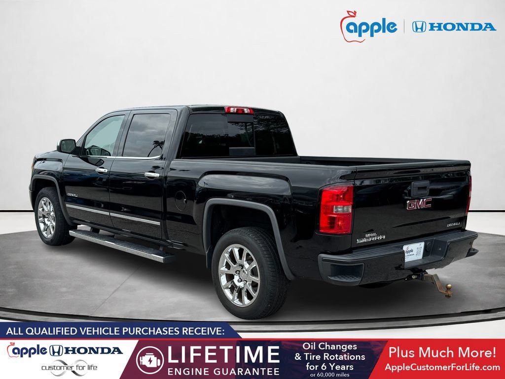 Used 2015 GMC Sierra 1500 Denali w/ Driver Alert Package AWD/4WD image 4