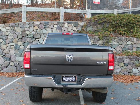 Used 2017 RAM 3500 Tradesman w/ Chrome Appearance Group image 8