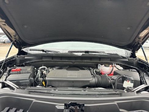 New 2026 Chevrolet Suburban LT w/ Comfort Package image 32