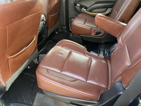 Used 2020 Chevrolet Tahoe Premier w/ Premier Plus Edition image 8