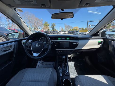 Used 2016 Toyota Corolla LE image 15