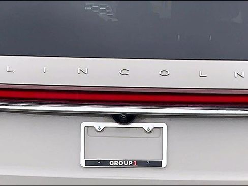 Used 2021 Lincoln Aviator 2WD image 31