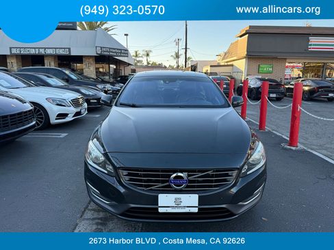 Used 2015 Volvo S60 T5 Premier image 2