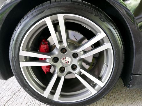 Used 2012 Porsche Panamera Turbo S image 54