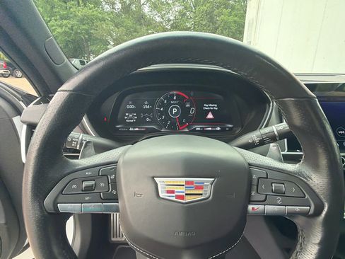 Used 2021 Cadillac CT5 V w/ Premium Package RWD image 22