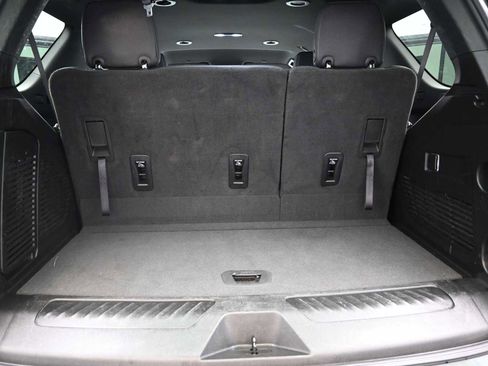 Used 2024 Chevrolet Tahoe LT image 16