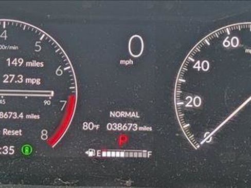 Used 2024 Honda HR-V Sport image 11