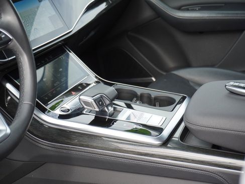 Used 2022 Audi Q7 3.0T Prestige image 25