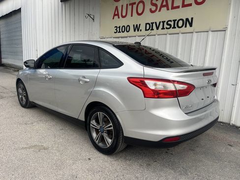Used 2014 Ford Focus SE w/ SE Sport Package image 5