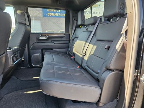 Used 2024 Chevrolet Silverado 3500 High Country AWD/4WD image 28