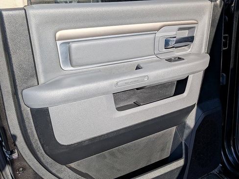 Used 2017 RAM 1500 Big Horn image 25