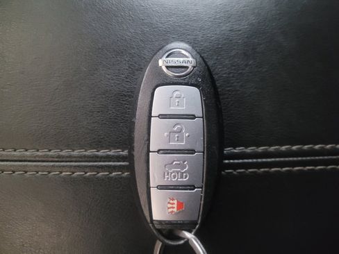 Used 2022 Nissan Sentra SV FWD image 32