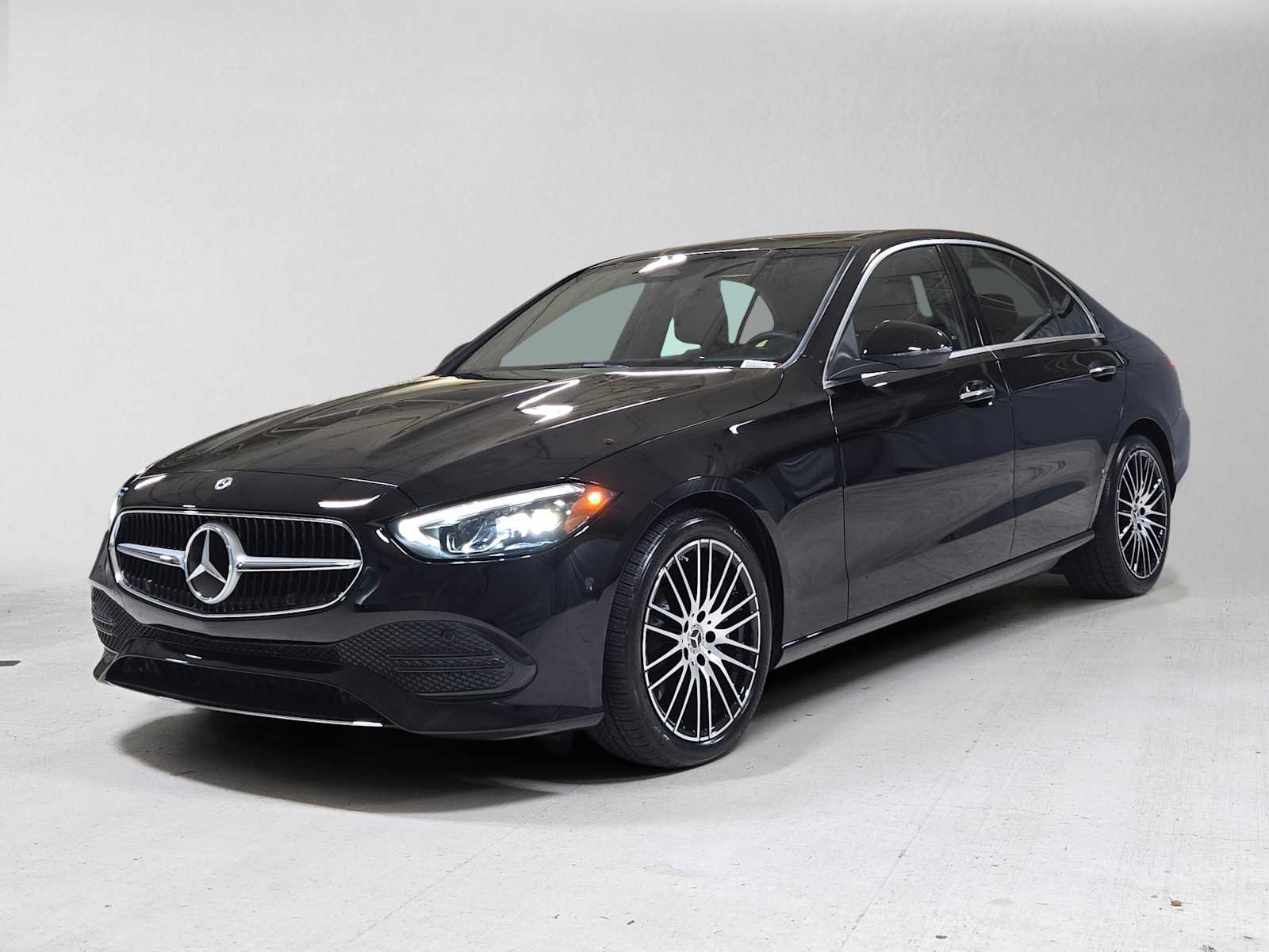 Certified 2026 Mercedes-Benz C 300 4MATIC Sedan image 6