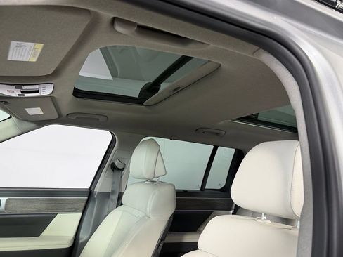 Used 2025 Hyundai Santa Fe Limited FWD image 26