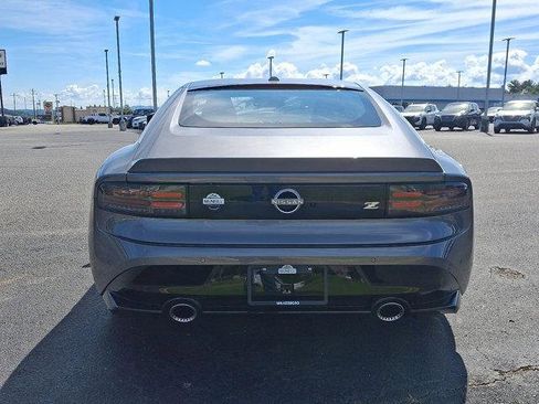 Used 2024 Nissan Z Performance w/ Floor Mat Package image 5