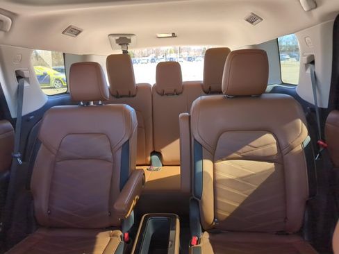 Used 2023 Nissan Pathfinder Platinum image 22