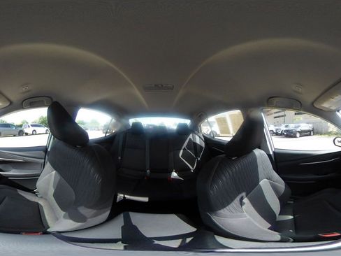 Used 2025 Toyota Camry LE image 41