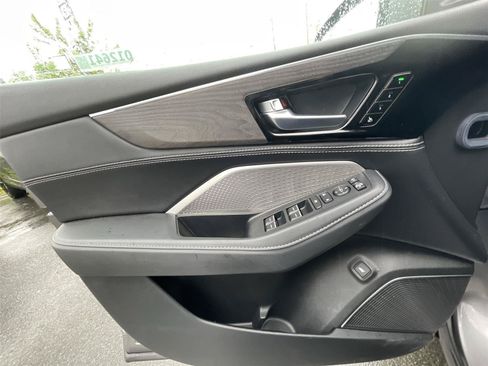 Used 2024 Acura MDX SH-AWD w/ Advance Package image 12