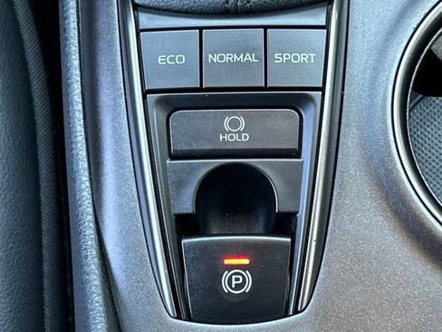 Used 2022 Toyota Camry SE w/ Cold Weather Package AWD/4WD image 56