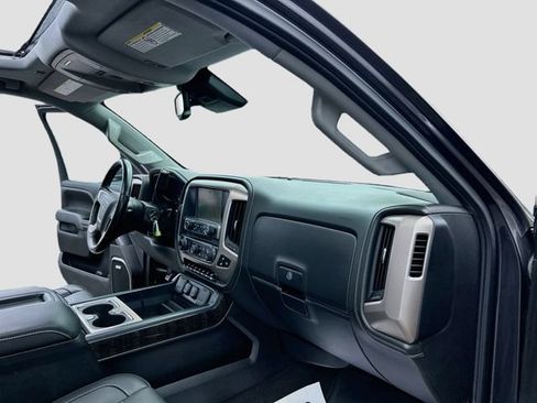 Used 2015 GMC Sierra 2500 Denali w/ Duramax Plus Package AWD/4WD image 23