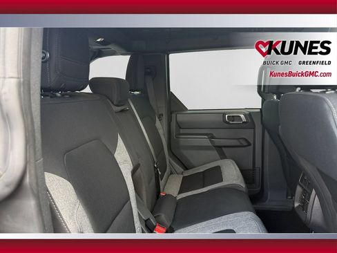 Used 2025 Ford Bronco Big Bend AWD/4WD image 36
