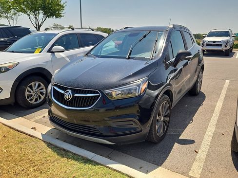 Used 2018 Buick Encore Preferred FWD image 1