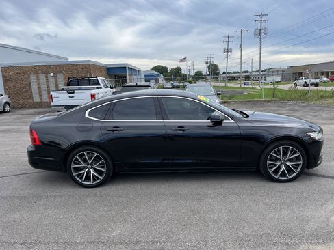 Used 2017 Volvo S90 T6 Momentum w/ Vision Package AWD/4WD image 4