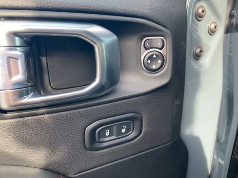 New 2026 Jeep Wrangler Unlimited Rubicon image 10