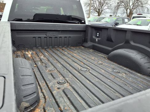Used 2025 Ford F350 XLT image 19