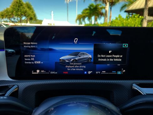 Used 2025 Mercedes-Benz CLA 250 image 31