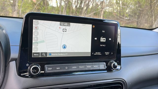 Used 2023 Hyundai Kona Limited w/ Cargo Package AWD/4WD image 16