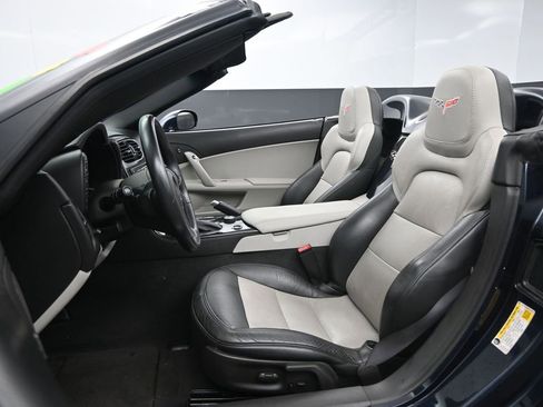 Used 2013 Chevrolet Corvette Grand Sport w/ 3LT Preferred Equipment Group RWD image 15