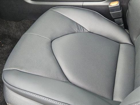 New 2026 Toyota Highlander Limited image 4