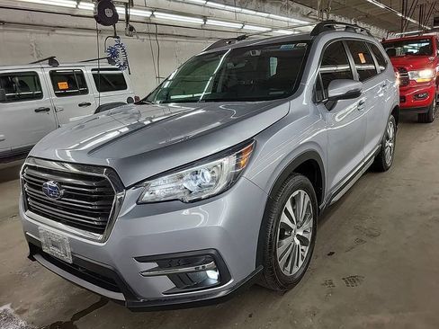 Used 2019 Subaru Ascent Limited w/ Popular Package #4 AWD/4WD image 5