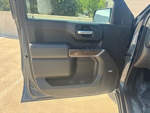 Used 2020 Chevrolet Silverado 1500 RST w/ All-Star Edition image 10