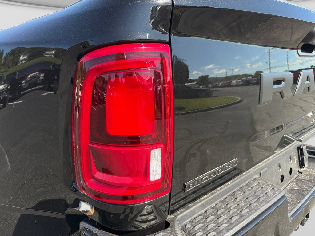 New 2026 RAM 3500 Big Horn AWD/4WD image 18