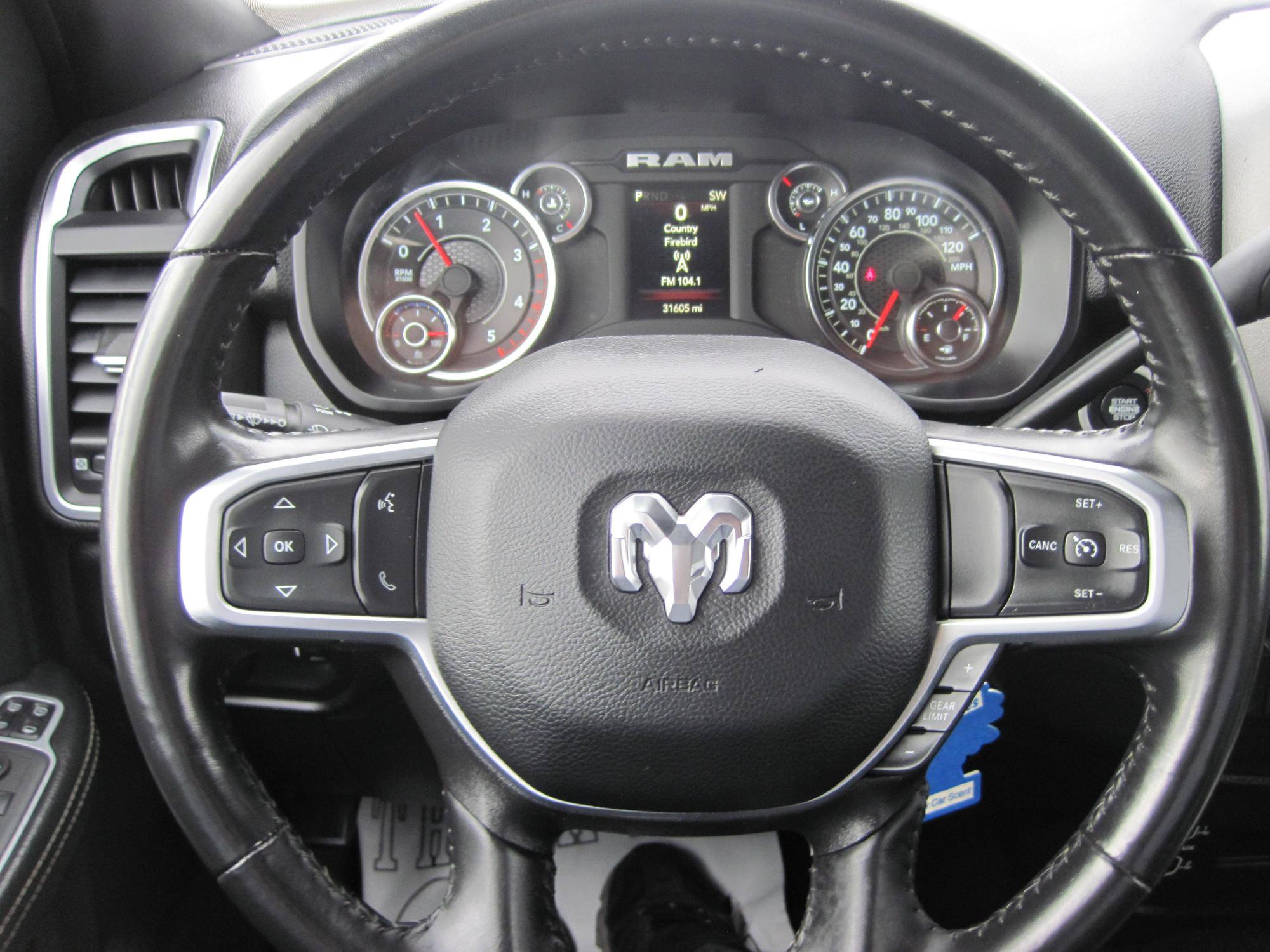 Used 2024 RAM 3500 Big Horn AWD/4WD image 17