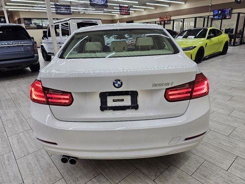 Used 2014 BMW 328i Sedan RWD image 9