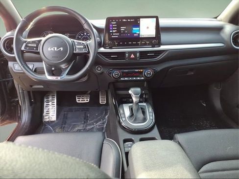 Used 2023 Kia Forte GT-Line w/ GT-Line Premium Package image 14