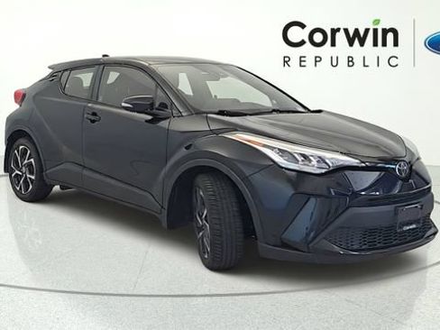 Used 2021 Toyota C-HR XLE FWD image 8