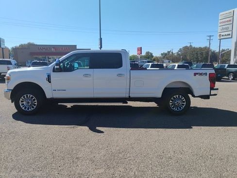 Certified 2022 Ford F350 Lariat w/ Chrome Package image 4